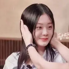 《惠s CLUB-郑秀彬》：揭秘韩国夜店女王的秘密，性感背后的真实人生！